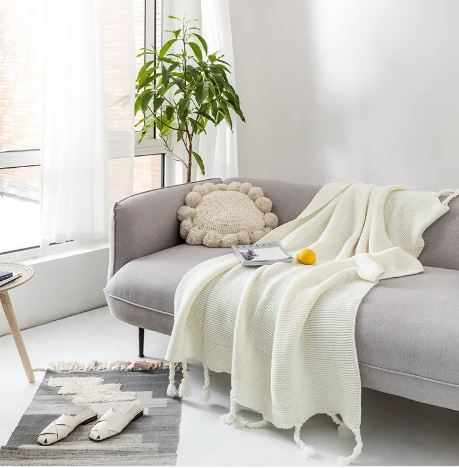 Knitted Throw Blanket | Soft & Cozy Home Essential